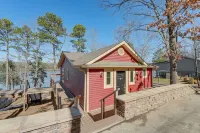 Lake Dardanelle Home w/ Dock! Fish On-site - 3-Star