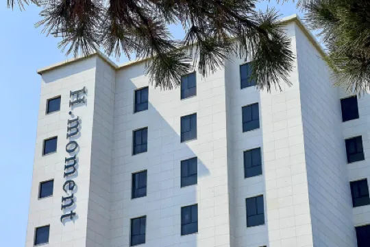 H moment Hotel songjeong