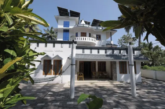 Taaraa Loca - Yoga Spiritual n Dorms