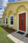 Spacious 4Br Retreat w/Heated Pool, Near Weeki Wachee Springs