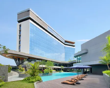 Novotel Yogyakarta International Airport Kulon Progo Hotéis em Temon