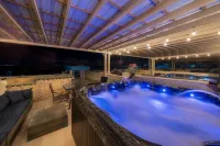 Casa La Chola A B and C - Hot Tub
