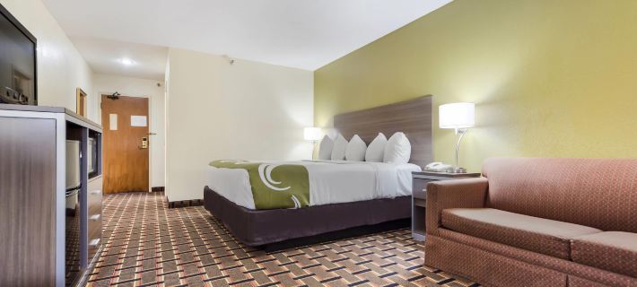 Quality Inn Lincoln Cornhusker Hotels in Lincoln