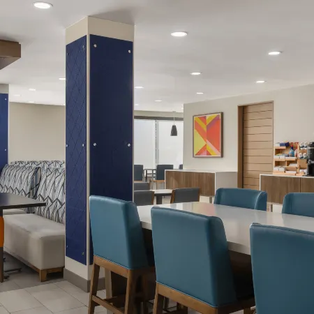 Holiday Inn Express & Suites HUNTSVILLE - MUSKOKA by IHG