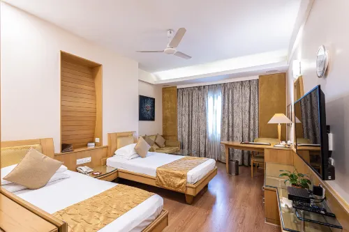 Hotel Shreemaya Residency