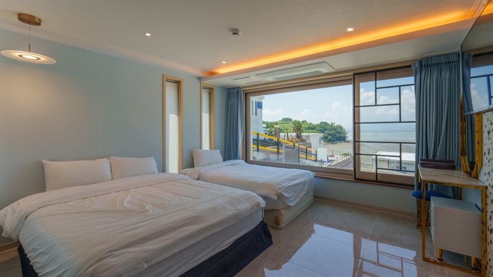 Yeosu Four Seasons Resort Riviera Pension