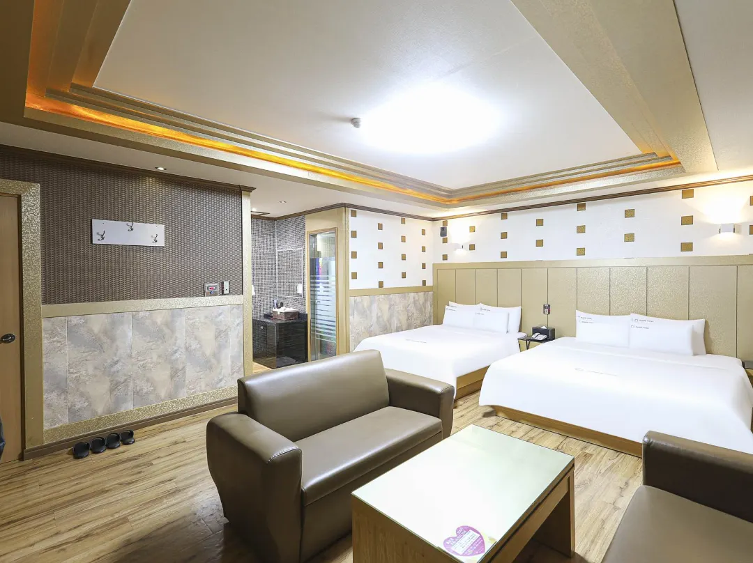 Yeosu Apple Hotel - Yeosu-si
