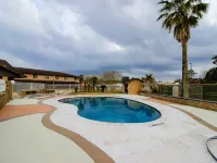OYO Pinewood Inn & Suites Silsbee Hotels in Silsbee