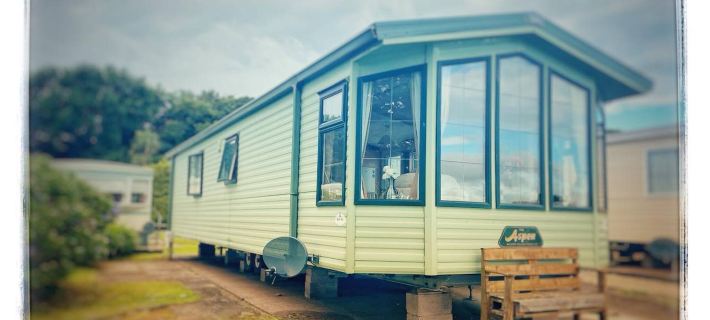 Cozy 2-Bedroom Mobile Home in Kirkcolm with Sea Views Ξενοδοχεία στην πόλη Stranraer