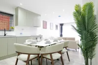 The Wembley Chic Retreat 3 Bed Flat