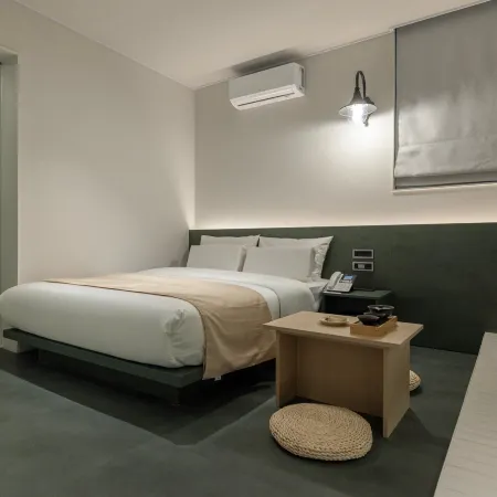 The Nox Hotel