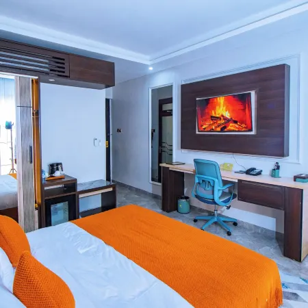 Allison Hotel