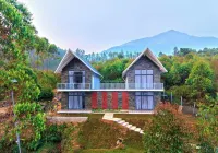 Jose Villa Kanthalloor by VOYE HOMES - 別墅