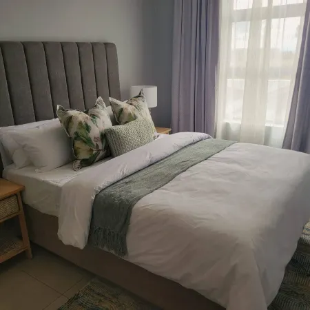 Charming 2-Bedroom Apartment in Midrand, Close to Mall of Africa