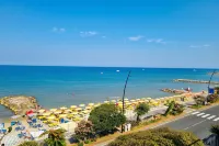 Laigueglia Beach, Seafront Sea-View Balcony - Happy Rentals - バルコニー