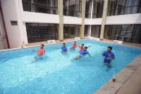 Hotel New Sagar Priya - مسبح