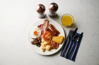 voco Telford Ironbridge by IHG - breakfast