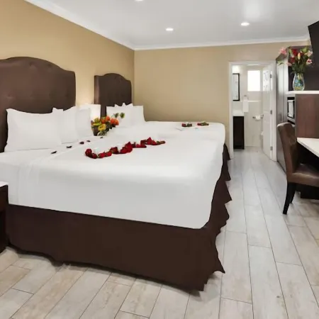 El Royale Hotel - Near Universal Studios Hollywood Отели рядом с достопримечательностью «Парк развлечений Universal Studios Hollywood»