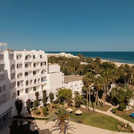 Yadis Hammamet