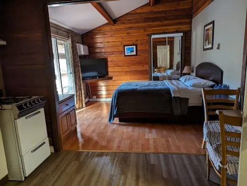 Merritt Lodge