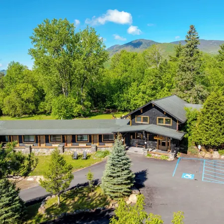 Adirondack Spruce Lodge