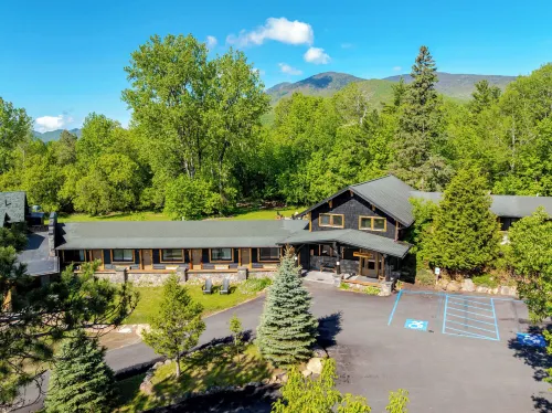 Adirondack Spruce Lodge