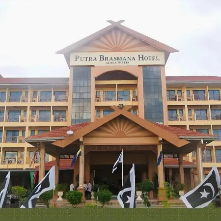 Putra Brasmana Hotel