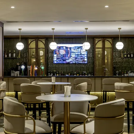 Legend Hotel Lagos Airport, Curio Collection by Hilton