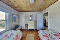 703 by the Sea - Sea View