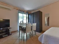 Apartments Helena Hotels in Lopar