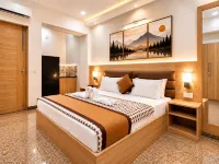 Hotel DR Bhawan Vrindavan Near Banke Bihari Mandir