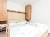 Mobile Home Mline Hotels in Pašman