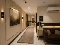 Qotel Comfort Oasis Rajouri Garden - New