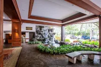 Newly Remodeled - 30th Floor Suite with Epic Mountain Views - Bungalows