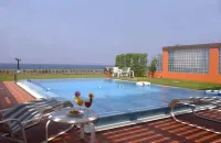Al Nawras Island Resort - شاطئ