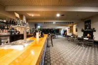 Lakeview Hotel Motel - bar