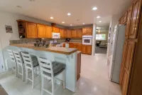Spacious Home in the Heart of Emmett - Homestays