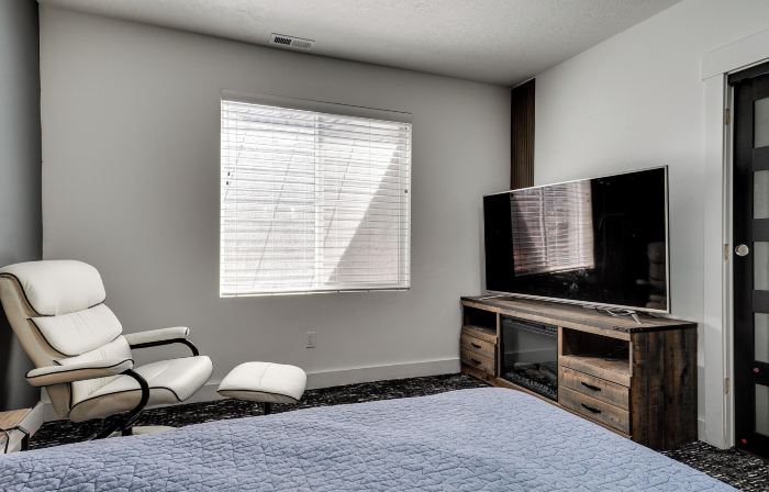 Quiet Tooele Retreat w/ Games + Fireplace