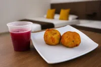 Ayenda Hotel Helenas - Aamiainen