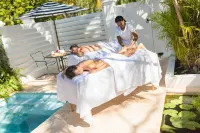 Couples Tower Isle - spa