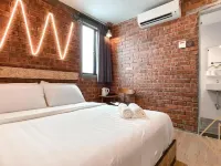 Brick Box Hotel @ Oldtown Ipoh Hotels near Ipoh War Memorial