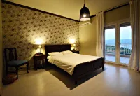 Guesthouse Vissinokipos - Biker Friendly - Motorradhotel - bar