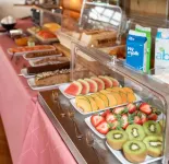 The Hill Guesthouse - breakfast