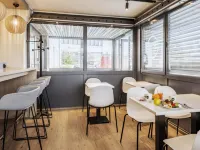 B&B Hotel Erlangen-Tennenlohe - breakfast