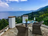 Prestige Villas | EAST COAST | Villa with Infinity Pool & Stunning View - Villas