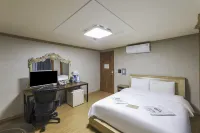 Daejeon Wolpyeong Honey - Wifi
