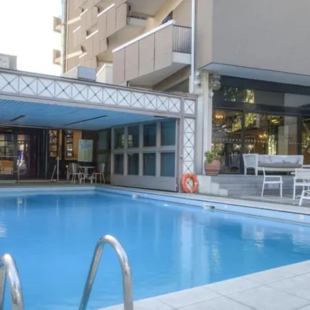 Embassy Aparthotel