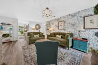 Sweetgrass Cottage 3 Bedroom Home - 4-Star