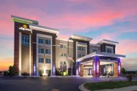 La Quinta Inn & Suites by Wyndham Springfield IL - 2-Star