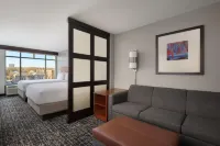 Hyatt Place Columbus OSU - bar